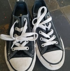 Converse All star girls size 12 black white